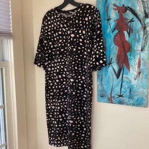 Marimekko “all occasion” dress. Perfect “dress up, dress down”. Great length!l